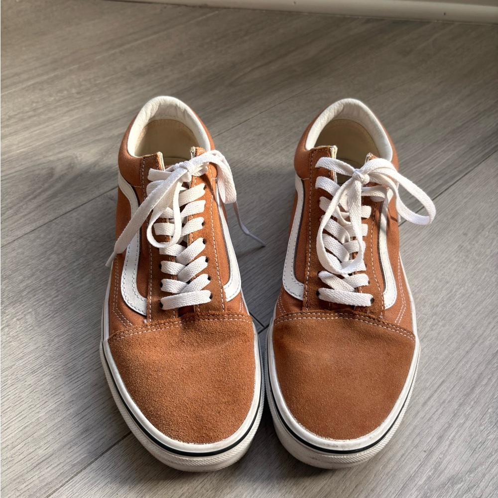 Vans Old Skool Tan and White Sneakers